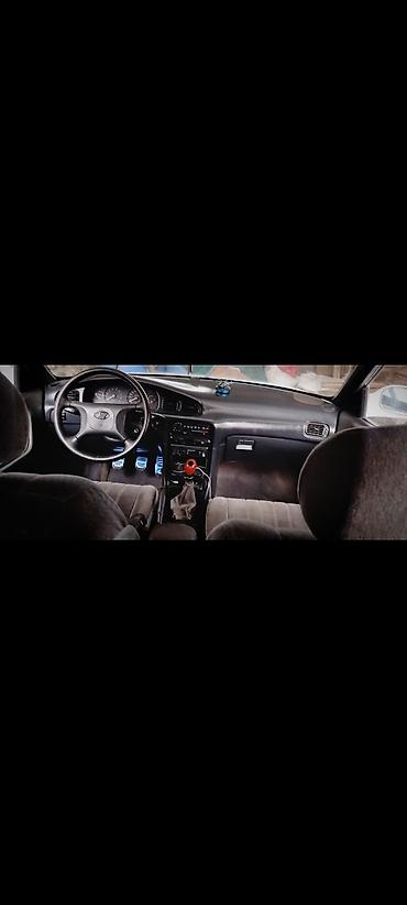 Hyundai: Hyundai Sonata: 2 l | 1995 il Sedan — 9