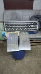 авто бу чехол: Продаю решётку и дверные накладки на Range Rover L405. Оригинал