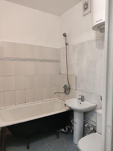 5мкр квартира: 1 комната, 35 м², 5 этаж, Требуется ремонт — 3