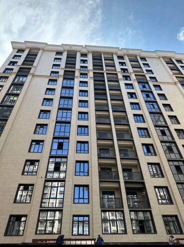 Продажа квартир: 4 комнаты, 135 м², Элитка, 4 этаж, ПСО (под самоотделку)