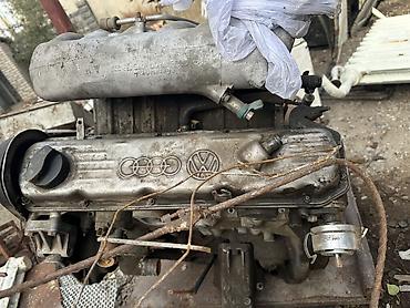 хова 15: Бензиновый двигатель Volkswagen/Audi 1.8 (серия EA827, продольное — 1