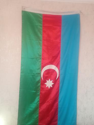 bayraq lent: Məhsul: Azərbaycan bayrağı (asılqanlı parça bayraq) Təsvir: - Üç — 1