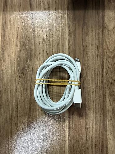 usb hub: Salam Iphone Usb type 2 metre tezedi istifade olunmayib Modeli — 1