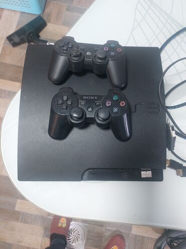 pes za ps3: Sony 3 slim 500 g