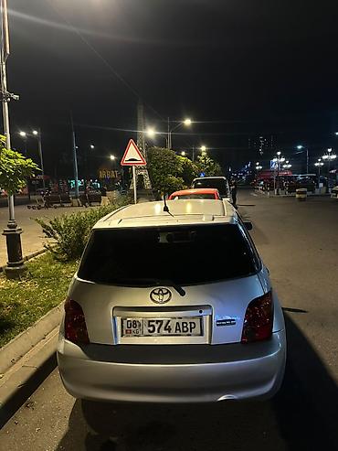 byd leopard 3: Toyota Ist: 2003 г., 1.3 л, Автомат, Бензин, Хэтчбэк — 2