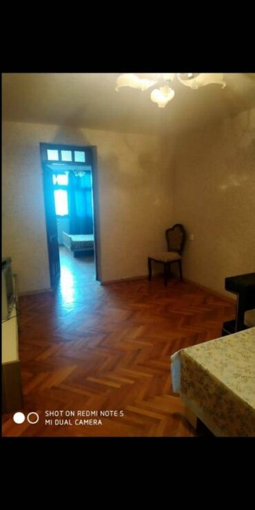 Uzunmüddətli kirayə mənzillər: Gənclik metrosunun yaxınlığında Kral şadliq evinə yaxın 5 mertebeli -da lalafo.az — 4 Uzunmüddətli kirayə mənzillər: Gənclik metrosunun yaxınlığında Kral şadliq evinə yaxın 5 mertebeli — 4