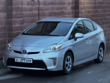 Toyota: Toyota Prius: 2012 г., 1.8 л, Вариатор, Гибрид, Хэтчбэк