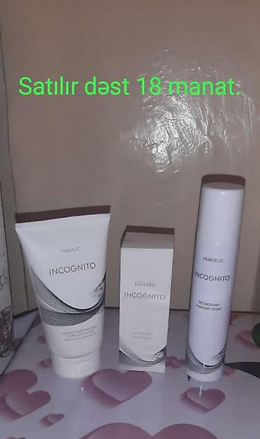 Ətriyyat: Oriflame brendinə aid "Dancing Lady Hypnotic Night" ətri. Bu ətir 50 — 57