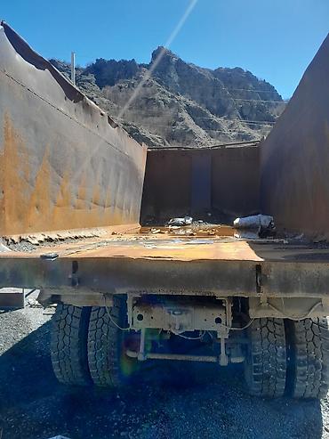 yan guzgulər s: KAMAZ 360 Turbo markalı bu yük maşını ağır yüklərin daşınması üçün — 3