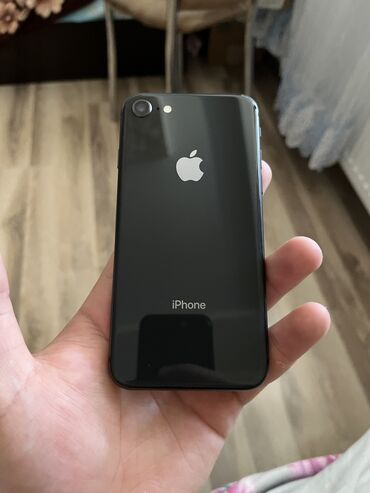 Apple iPhone: IPhone 8, 64 GB, Space Gray, Barmaq izi, Simsiz şarj