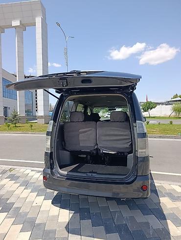 Voyah: Toyota Voxy: 2004 г., 2 л, Автомат, Бензин, Минивэн — 8