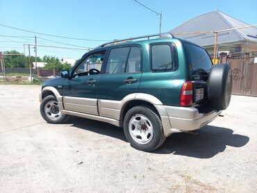 машины срочно: Suzuki Grand Vitara: 2000 г., 2.5 л, Автомат, Газ, Внедорожник