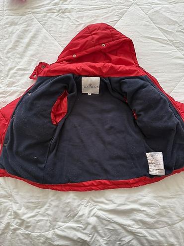 air 11: Детская зимняя куртка Moncler, красная. - Теплая стеганая модель с — 4