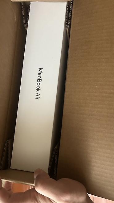 Apple MacBook: Apple MacBook, 13.3 ", Apple M1, 256 GB — 10