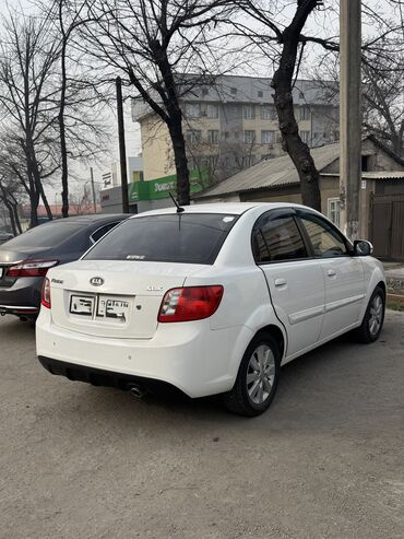 Kia: Kia Rio: 2010 г., 1.6 л, Автомат, Бензин, Седан — 8