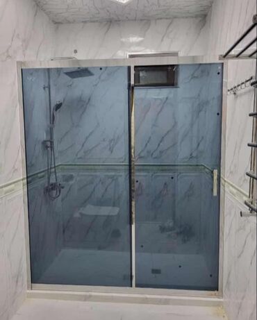 Duş kabinaları, arakəsmələr: Yeni Üstü açıq kabina, Künc üçün, Pulsuz çatdırılma — 12