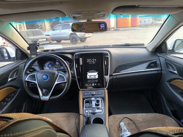 BYD: BYD : 2018 г., 0.3 л, Автомат, Электромобиль, Седан — 5