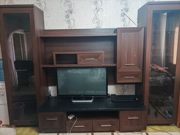 шкафы советские: Зал үчүн гарнитур, Колдонулган, ДСП