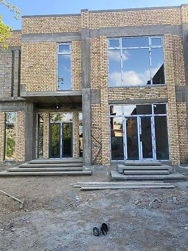 Бетонные лестницы: Сложная на бетонной лестнице винтовой Ная Подъездная обычный хайтек — 3