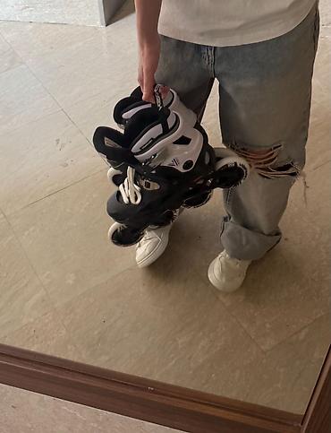 İdman və istirahət: Şəhər içi sürüş və fitnes üçün inline konki (roller skates) - Rəng — 3