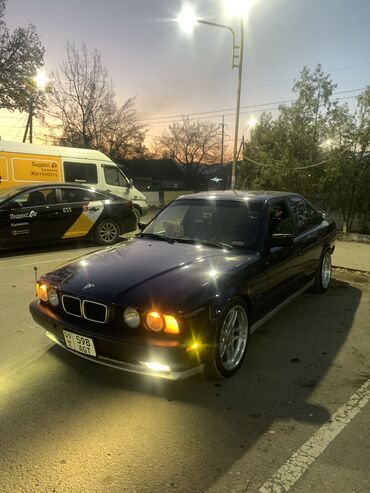 BMW: BMW 5 series: 1992 г., Седан — 16