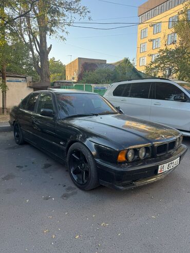 срочно срочно продам машину: BMW 5 series: 1994 г., 4.4 л, Механика, Бензин, Седан