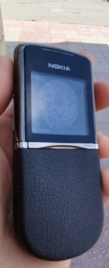 Nokia: Nokia 8 Sirocco, rəng - Qara