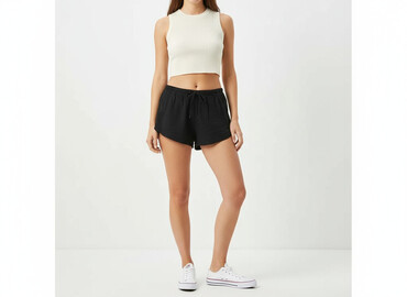 krótkie spodenki damskie plus size: H&M Divided, Shorts for women, size S