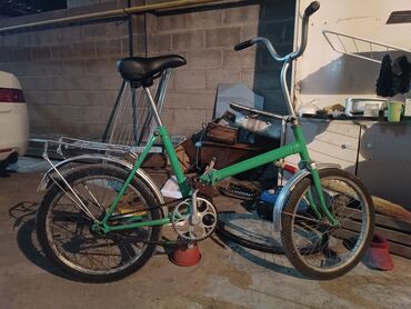 сломанный велосипед: Продаётся велосипед КАМА оригинал колёса,камеры и сиденье новые