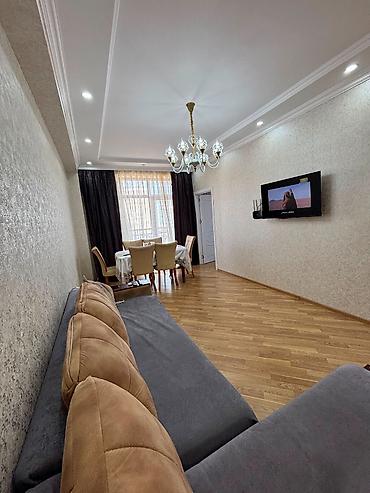 panel evler: Yeni Günəşli Massiv D, 2 otaqlı, Yeni tikili, 55 kv. m — 2