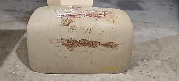 arxa baqaj: M 21 klassik modellər üçün arxa baqaj qapağları, hər biri 200 AZN 

- — 1