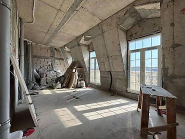 mansarlı evlər: Satılır 3 otaqlı yeni tikili 100 m², Ağ şəhər q. Kateqoriya Yeni — 2