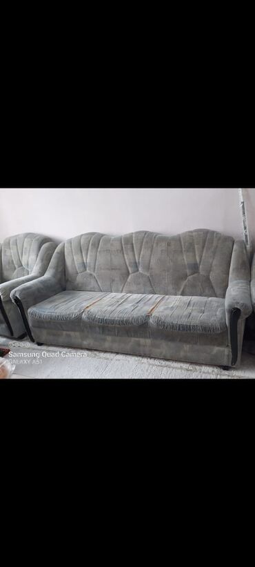 мягкая мебель диван бу: Мягкий гарнитур: диван + 2 кресла В хорошем качестве, можно будет