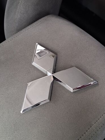 runx alex: Эмблема ( значок ) Mitsubishi
Состояние: новый
Цена: 350 сом