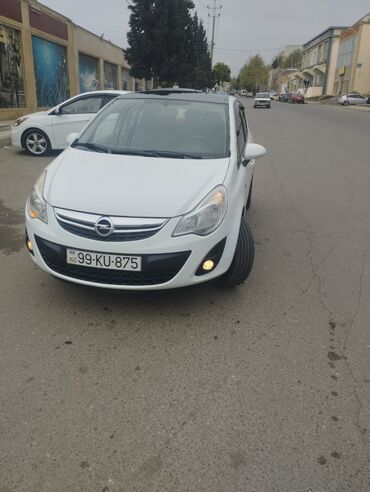 xacmaz masin satisi: Opel Corsa: 1.4 l | 2013 il 162000 km Hetçbek