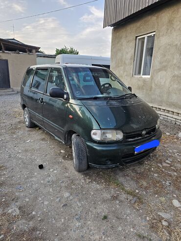 митсубиси спес стар: Nissan Serena: 1997 г., 2 л, Механика, Бензин, Минивэн