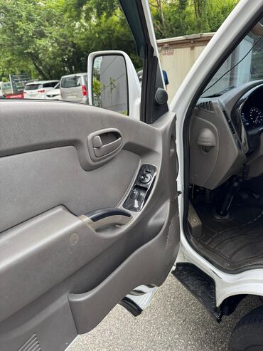 Hyundai: Hyundai Porter: 2019 г., 2.5 л, Типтроник, Дизель, Универсал — 3