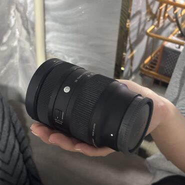 Фотоаппараты: A7 IV Sony 28-70 sigma Sony e Rode micro duo 3 батарейки Флешки 1-64 — 2