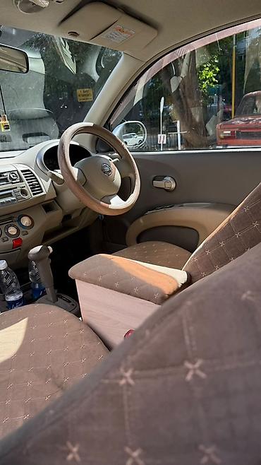 мото зонтик: Nissan March: 2002 г., 1.3 л, Автомат, Бензин, Хэтчбэк — 2