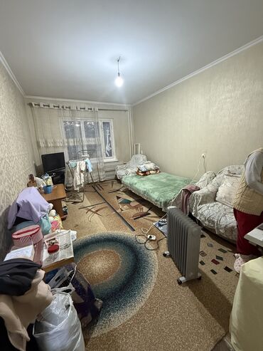 частный дом ак орго: 2 комнаты, 52 м², 105 серия, 3 этаж, Старый ремонт