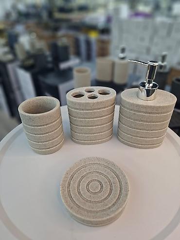 firca desti: Hamam aksesuarları dəsti – dispenserli 4-lü set - Tərkib: maye sabun — 6