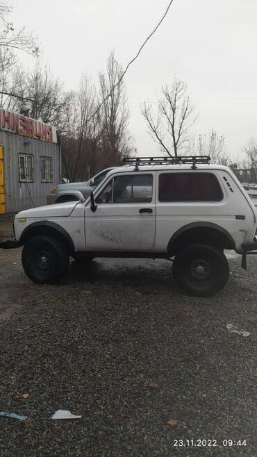 фара нива урбан: ВАЗ (ЛАДА) 4x4 Нива: 1.6 л | 1988 г. | Внедорожник