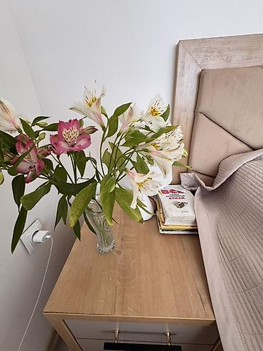 Продажа коттеджей и домов: 🔥 Шашылыш сатылат! 🔥 Эки кабаттуу, кең жана ыңгайлуу үй сатылат. Үйдө — 5