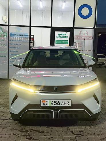 BYD Yuan Up: 2024 г., Автомат, Электромобиль, Кроссовер