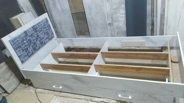 Односпальные кровати: Односпальная кровать, Новый, С матрасом, длина - 205 см — 14