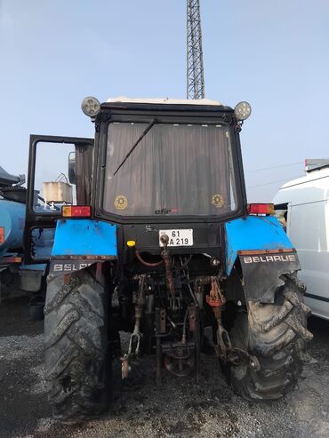 Traktorlar: Belarus 1221 traktoru - Güclü 6 silindrli dizel mühərrik - Ön çəki — 5