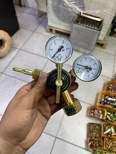 Редукторы газовые с двумя манометрами - Тип: баллонные редукторы для