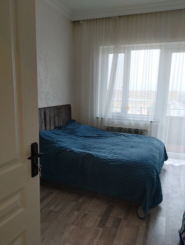 Köhnə tikili: Bakı, Bakıxanov qəs., 2 otaqlı, Köhnə tikili, m. Neftçilər, 70 kv. m — 15