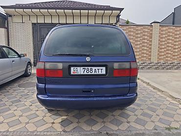 авто каран: Volkswagen Sharan: 1999 г., 1.8 л, Механика, Бензин, Минивэн — 2