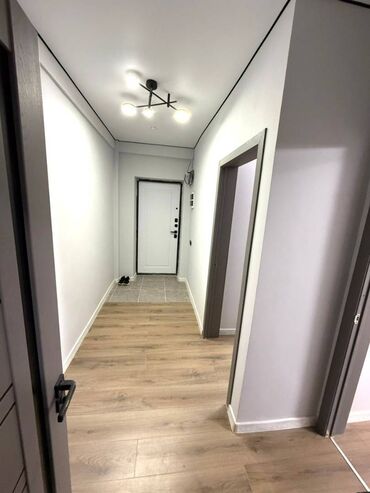 сдаю квартира пишпек: 1 бөлмө, 40 кв. м, 10 кабат, Евроремонт